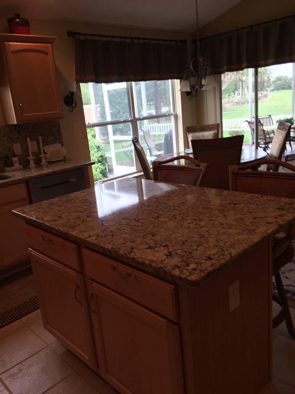 The Villages Retreat — inside photo 8